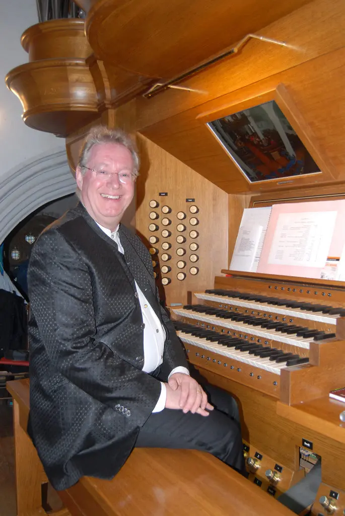 Christ Church City: PETER KING